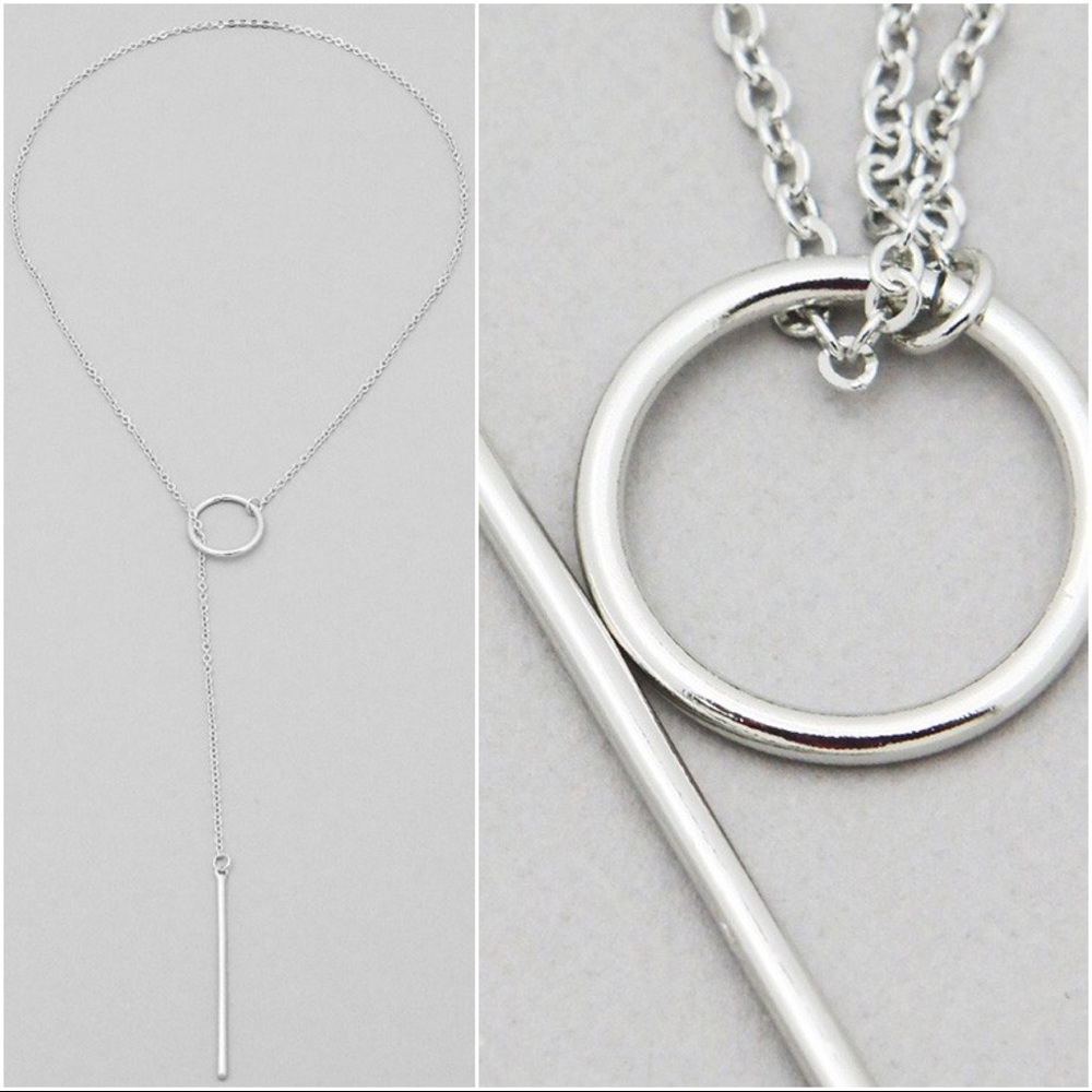 ✨RESTOCKED✨Silver Circle Bar Necklace - Picture 2 of 2
